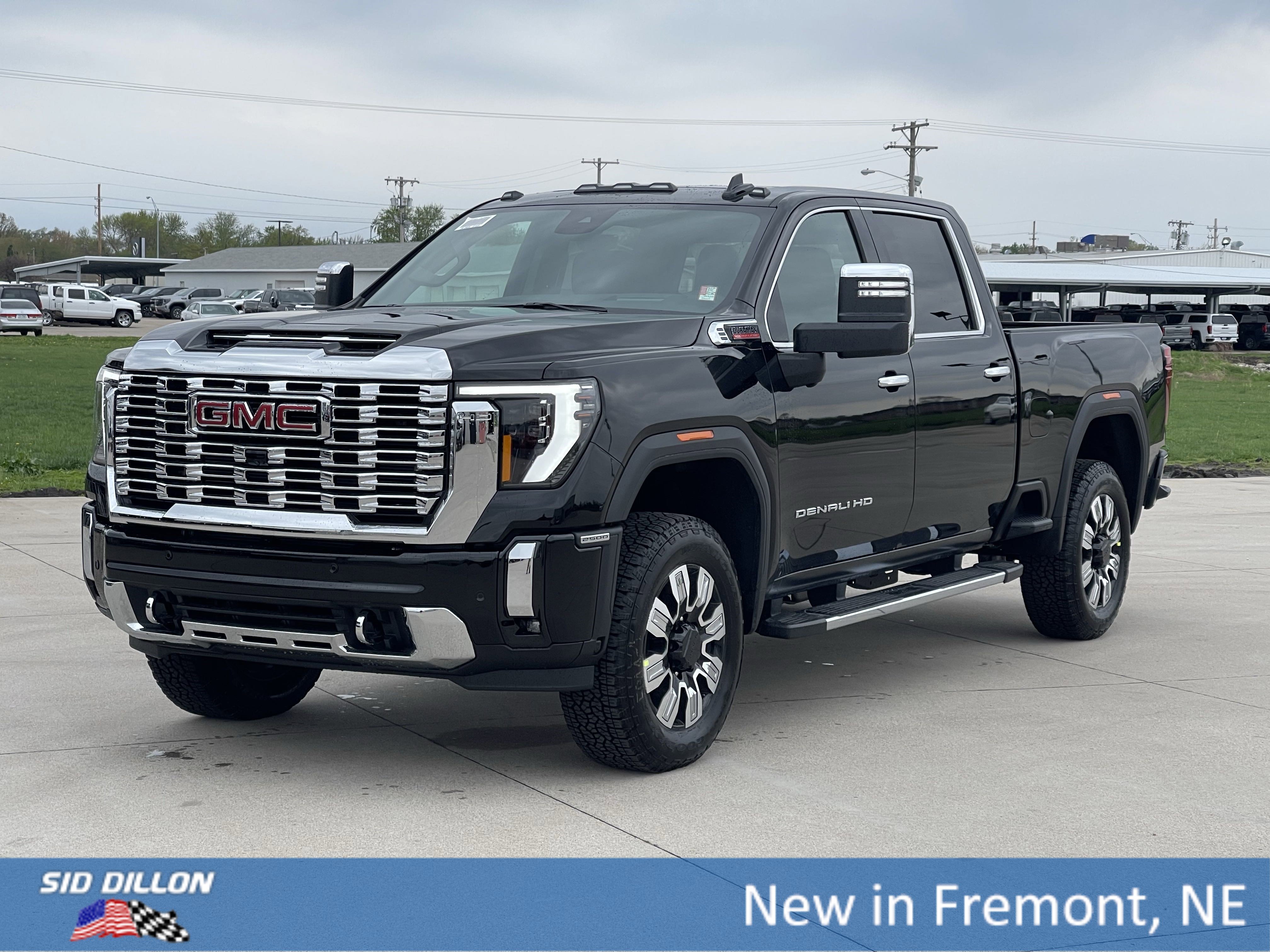New 2025 GMC Sierra 2500 Denali w/ Denali Reserve Package image 1