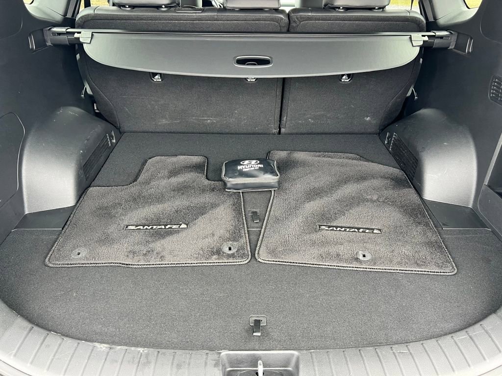 Used 2023 Hyundai Santa Fe XRT w/ Cargo Package image 13