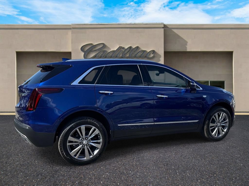 New 2026 Cadillac XT5 Premium Luxury w/ Driver Assist Package FWD image 3