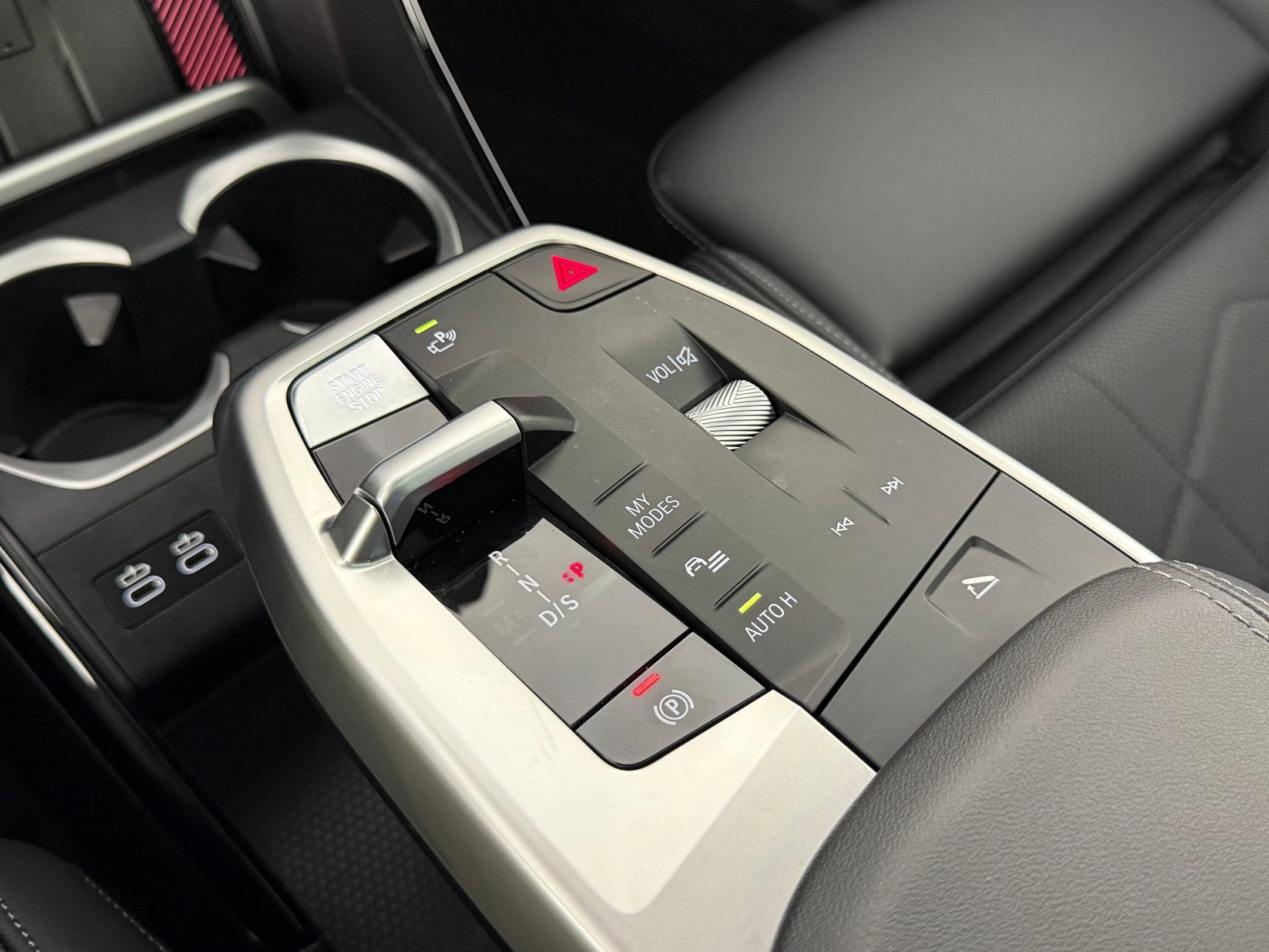 Used 2025 BMW X2 xDrive28i w/ Premium Package image 20