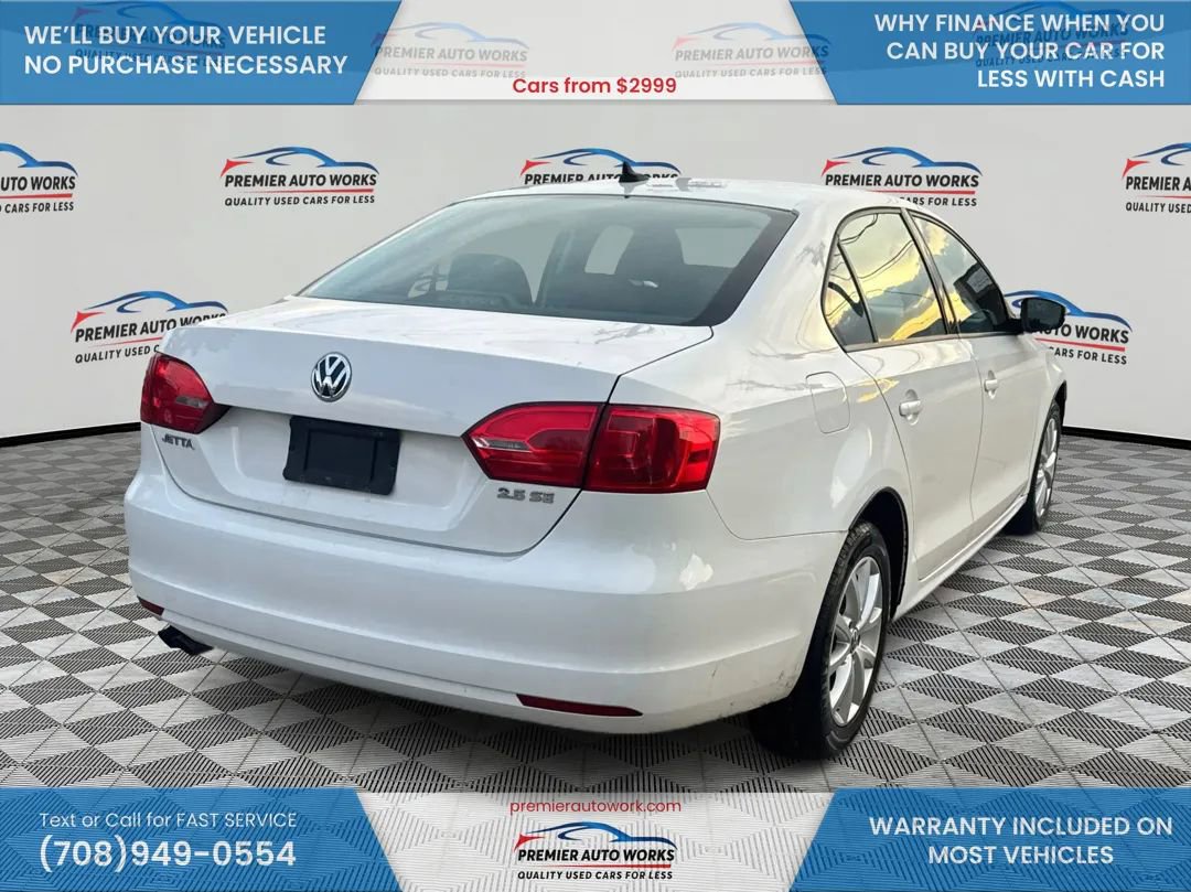Used 2012 Volkswagen Jetta SE FWD image 4