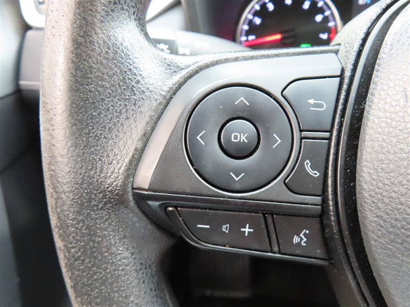Used 2022 Toyota RAV4 XLE FWD image 19