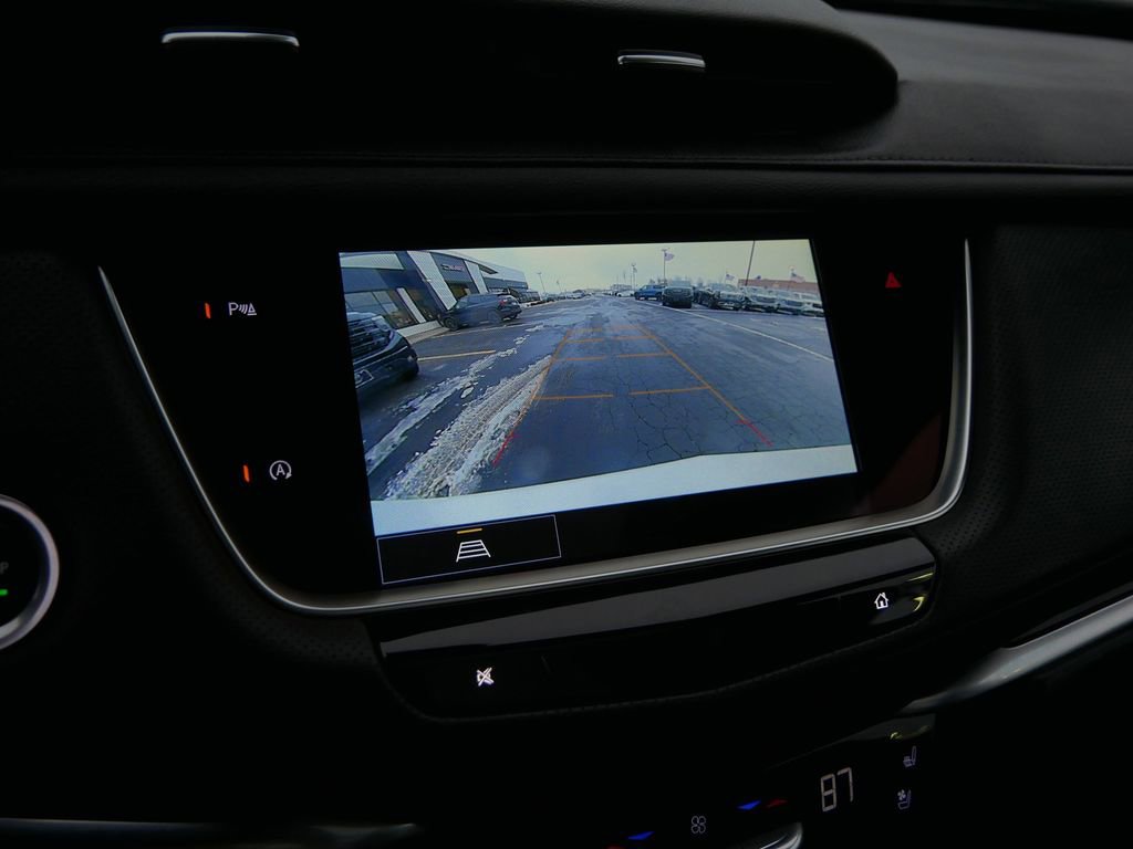 Used 2025 Cadillac XT5 Premium Luxury image 36
