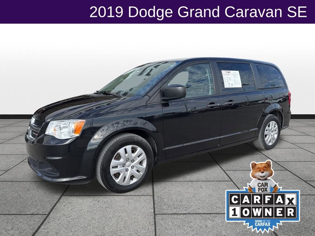 Used 2019 Dodge Grand Caravan SE w/ UConnect Hands-Free Group