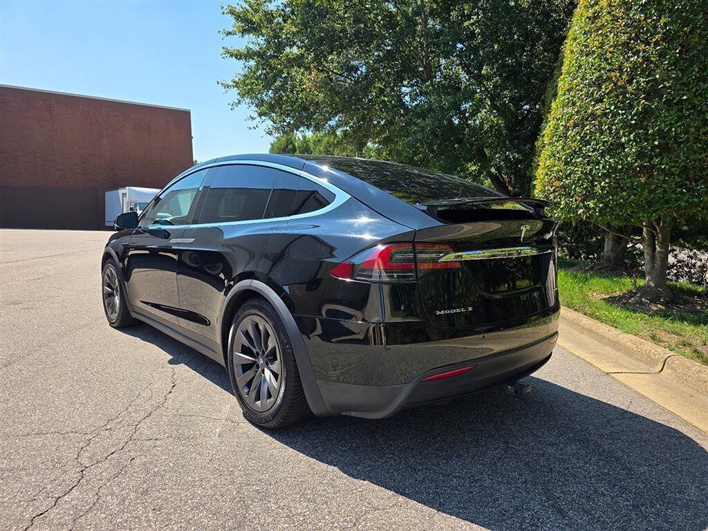 Used 2018 Tesla Model X 100D AWD/4WD image 4