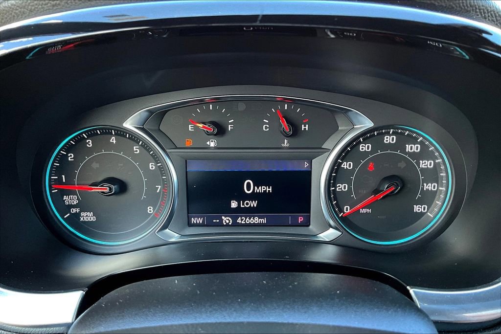 Used 2023 Chevrolet Traverse LT image 22