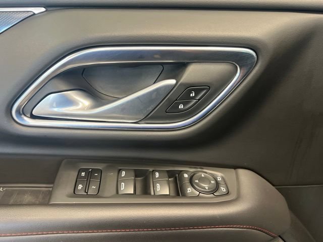 Used 2022 Chevrolet Tahoe RST w/ Luxury Package AWD/4WD image 31