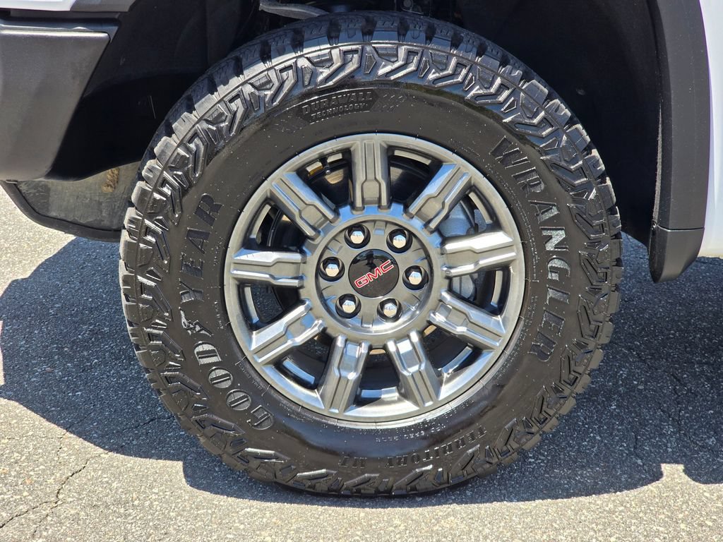 Certified 2025 GMC Sierra 1500 AT4X AWD/4WD image 34