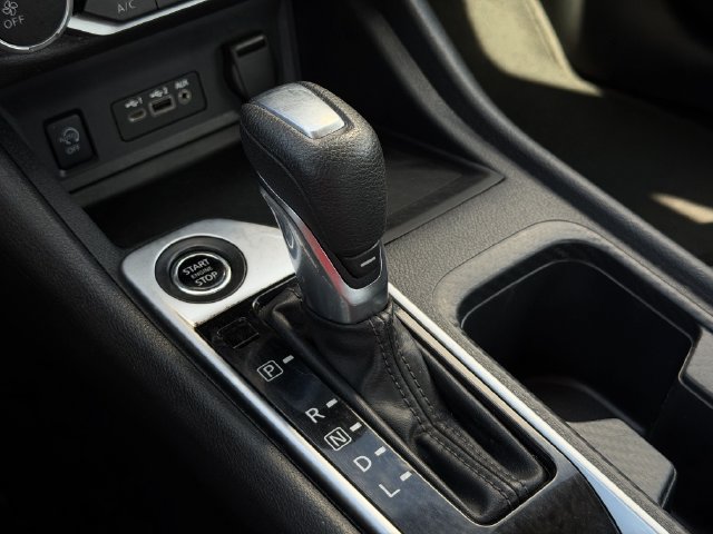 Used 2024 Nissan Sentra SV FWD image 20