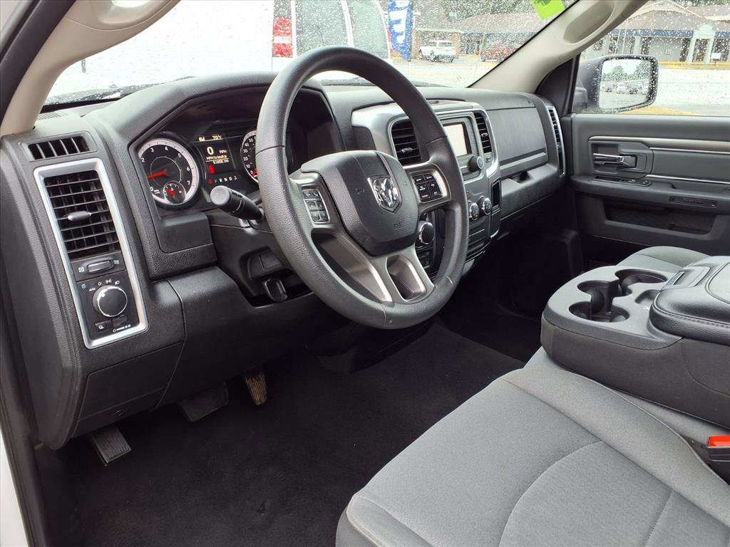 Used 2024 RAM 1500 Classic SLT AWD/4WD image 14