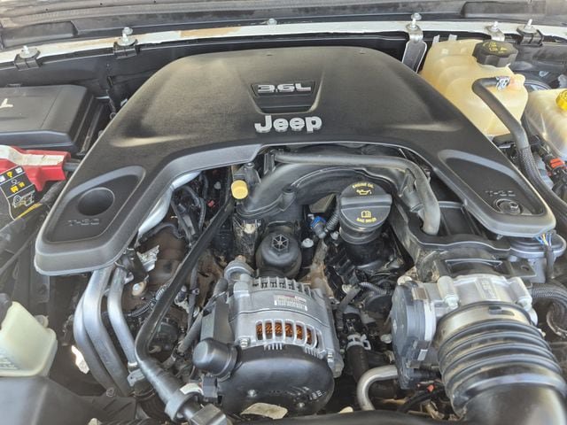 Used 2020 Jeep Wrangler Unlimited Rubicon AWD/4WD image 24