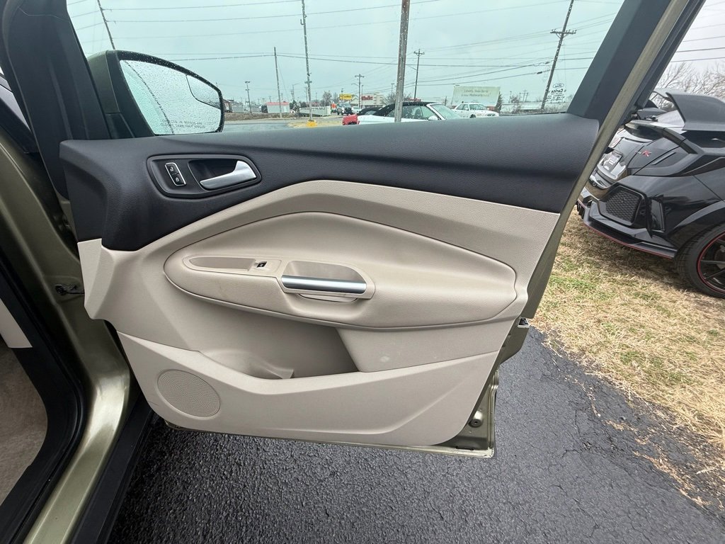 Used 2013 Ford Escape SE image 21