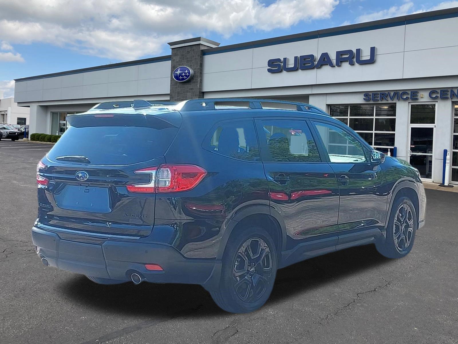 Certified 2025 Subaru Ascent Onyx Edition AWD/4WD image 7