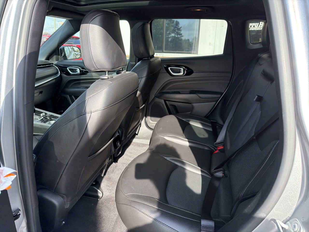 Used 2022 Jeep Compass High Altitude image 5