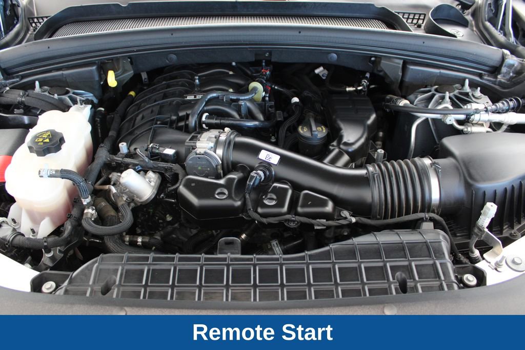 Used 2025 Jeep Grand Cherokee Altitude image 10