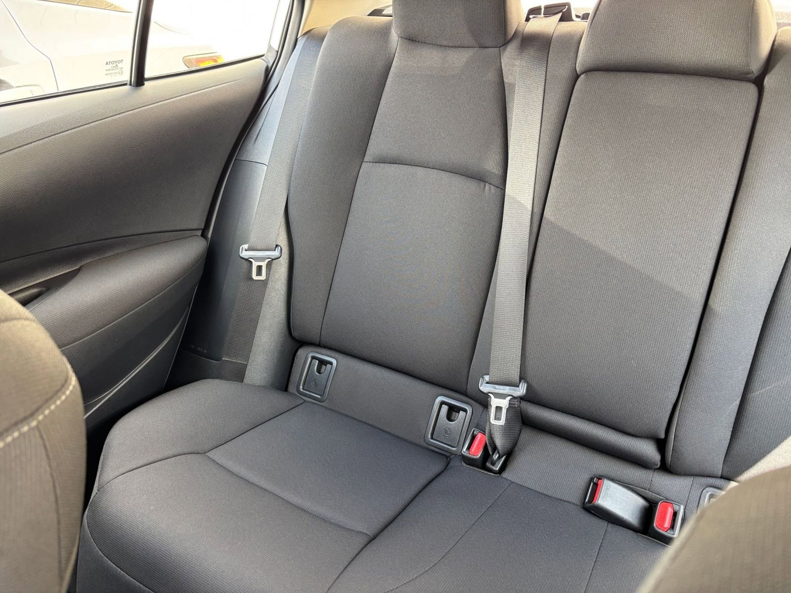 Used 2025 Toyota Corolla LE FWD image 37