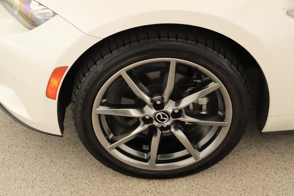 Used 2022 MAZDA MX-5 Miata Grand Touring w/ Weather Package RWD image 28