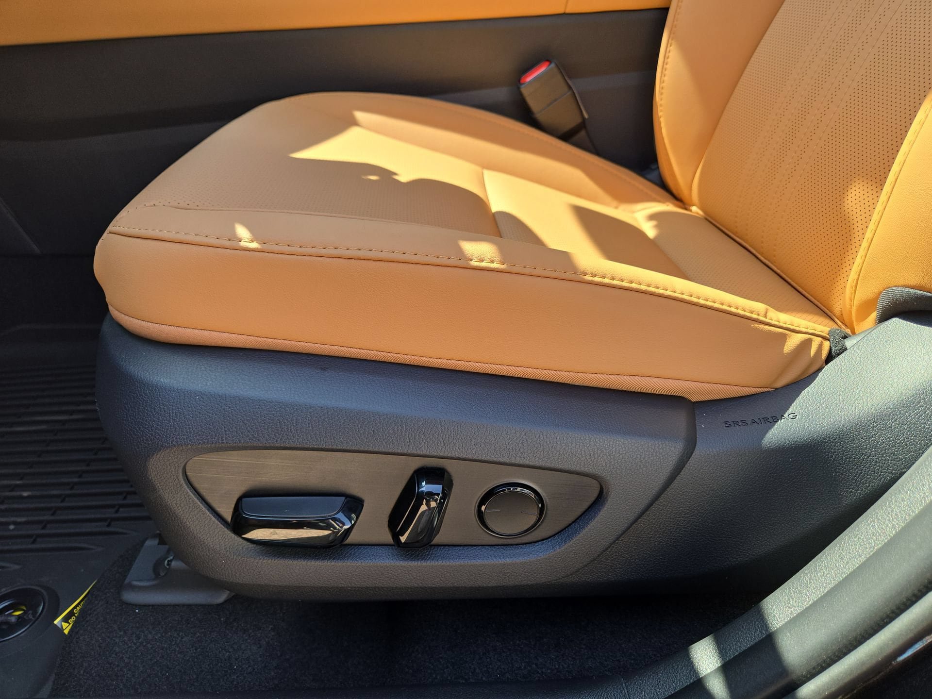 New 2026 Lexus NX 350h AWD w/ Accessory Package (2T) image 17
