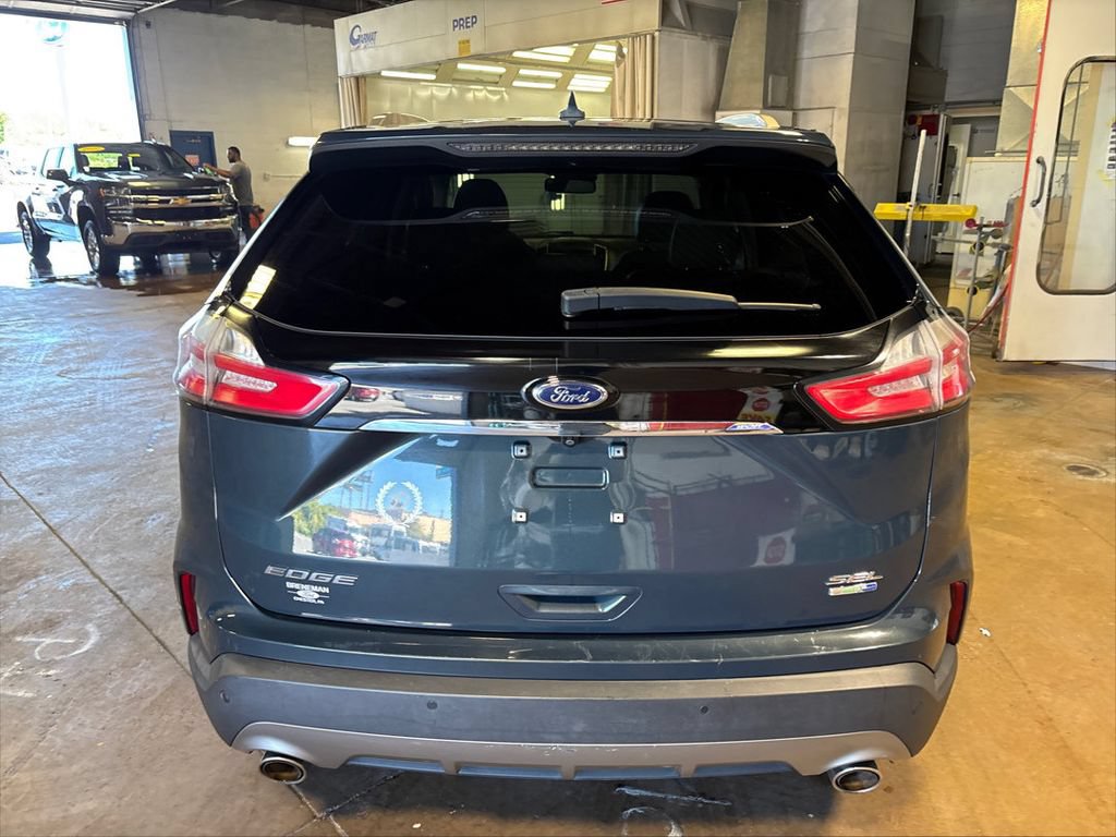 Used 2019 Ford Edge SEL w/ Equipment Group 201A AWD/4WD image 9