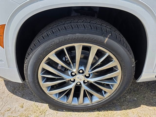 New 2026 Buick Enclave Avenir w/ Super Cruise Package AWD/4WD image 9