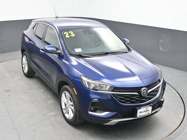 Used 2023 Buick Encore GX Preferred w/ Cold Weather Comfort Package AWD/4WD image 17