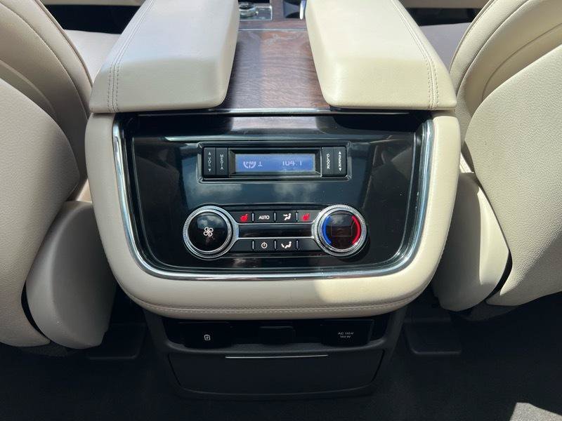 Used 2018 Lincoln Navigator L Reserve w/ Technology Package AWD/4WD image 14