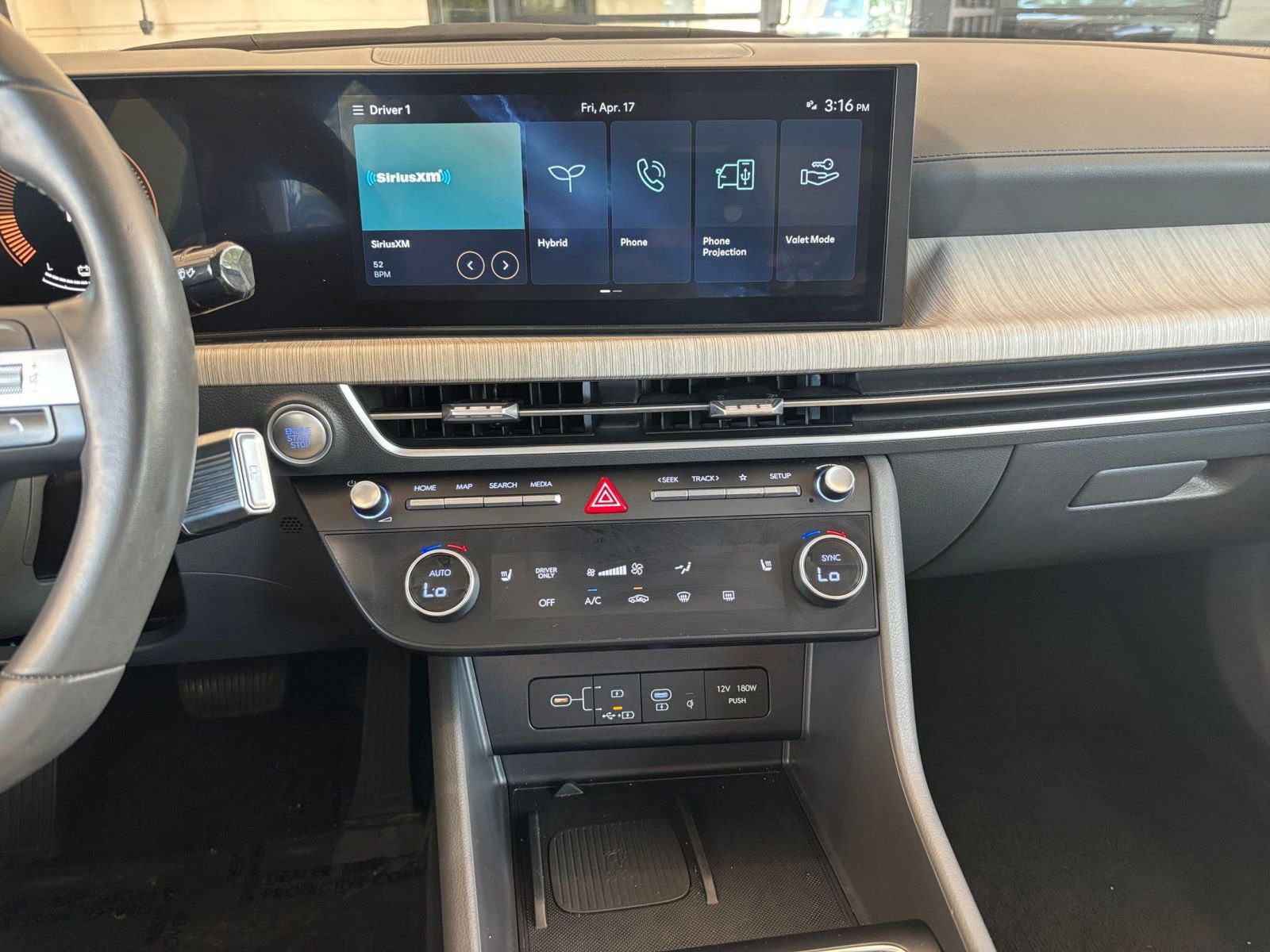 Used 2025 Hyundai Sonata SEL FWD image 17