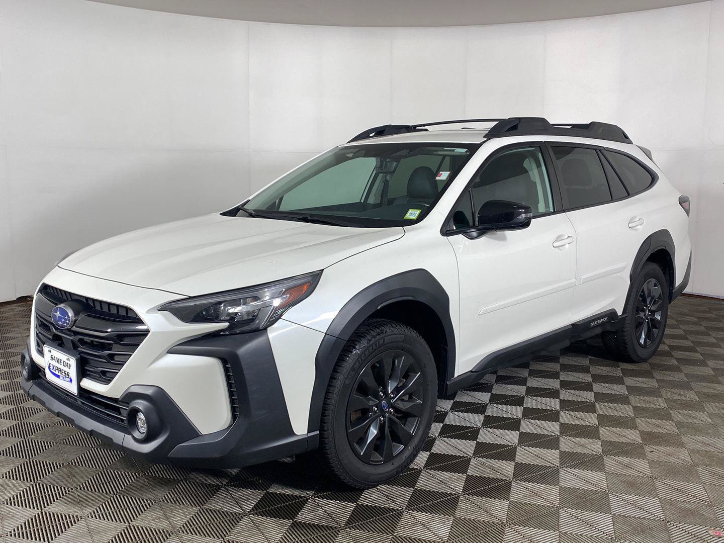 Used 2023 Subaru Outback Onyx Edition AWD/4WD image 10