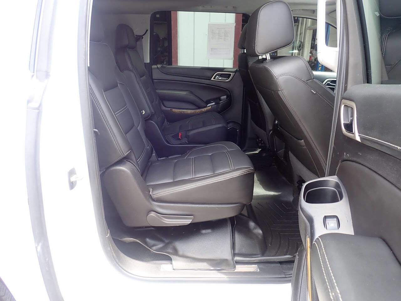 Used 2017 GMC Yukon XL Denali w/ Open Road Package image 36