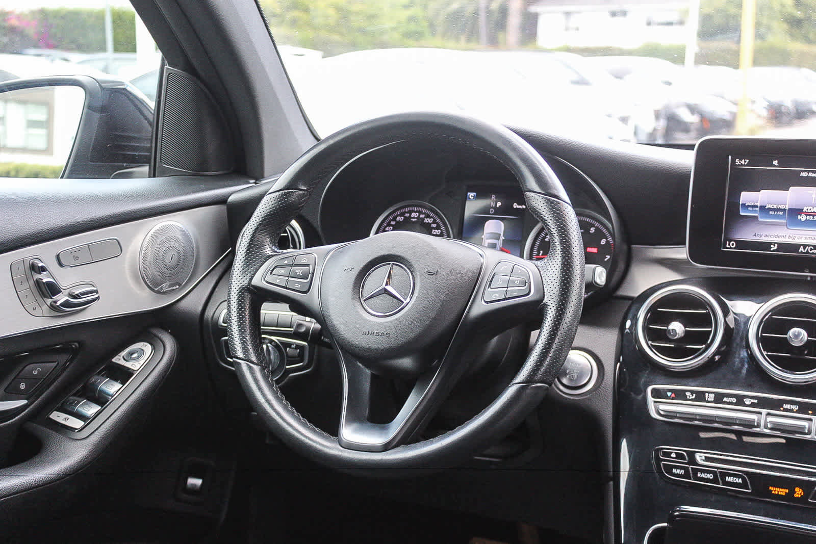 Used 2019 Mercedes-Benz GLC 300 4MATIC Coupe image 14