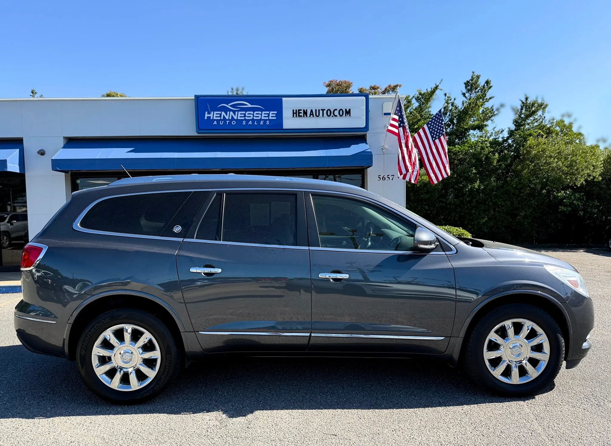 Used 2014 Buick Enclave Leather FWD image 10