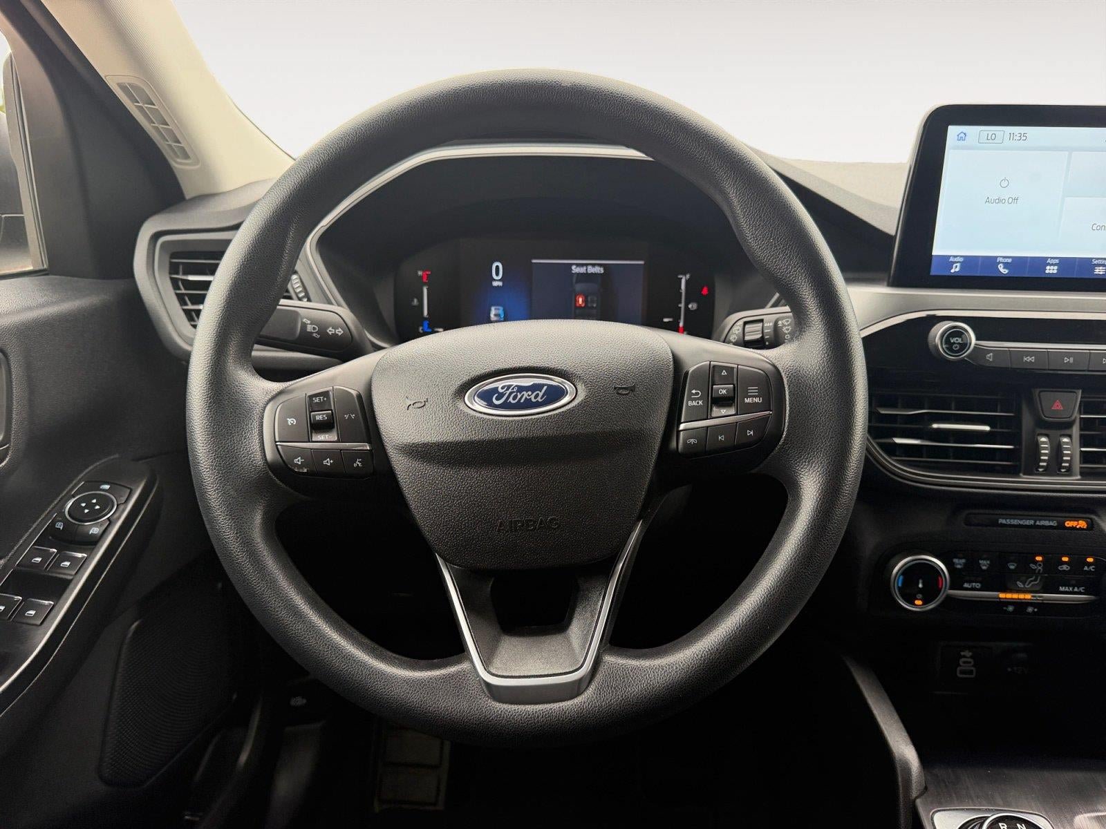 Used 2025 Ford Escape Active AWD/4WD image 12