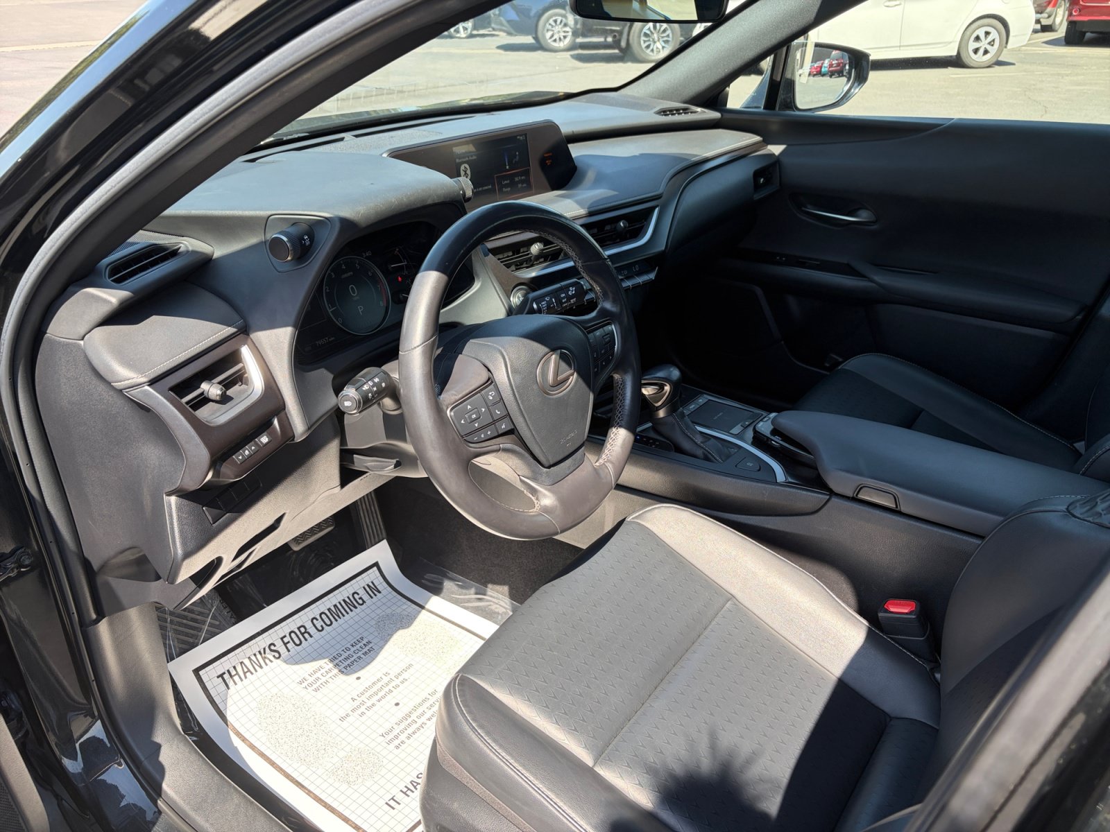 Used 2021 Lexus UX 200 FWD image 9
