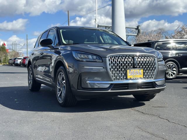 Certified 2025 Lincoln Corsair AWD image 46