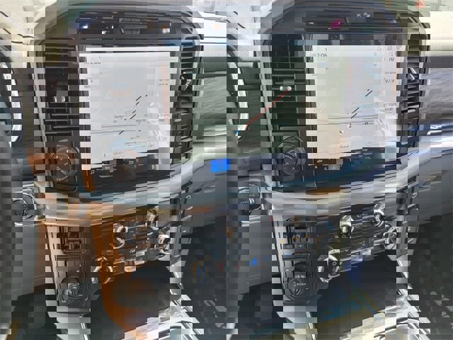 New 2025 Ford F150 Lariat w/ Equipment Group 501A Mid image 21