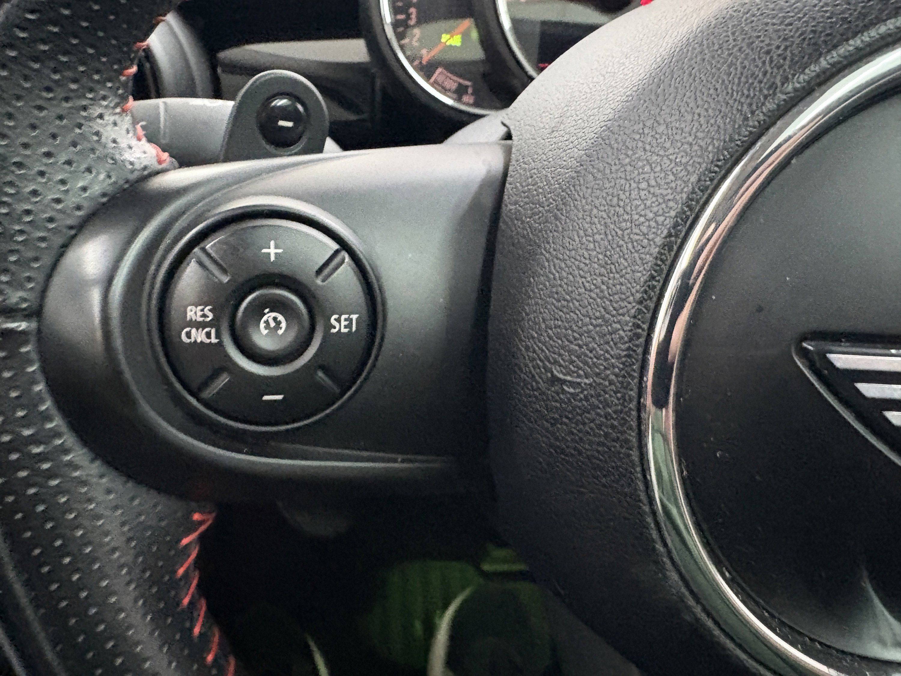 Used 2019 MINI Cooper S image 27