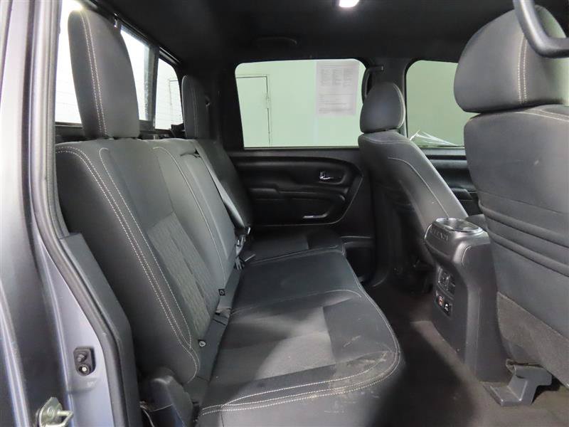 Used 2019 Nissan Titan SV w/ SV Convenience Package AWD/4WD image 35