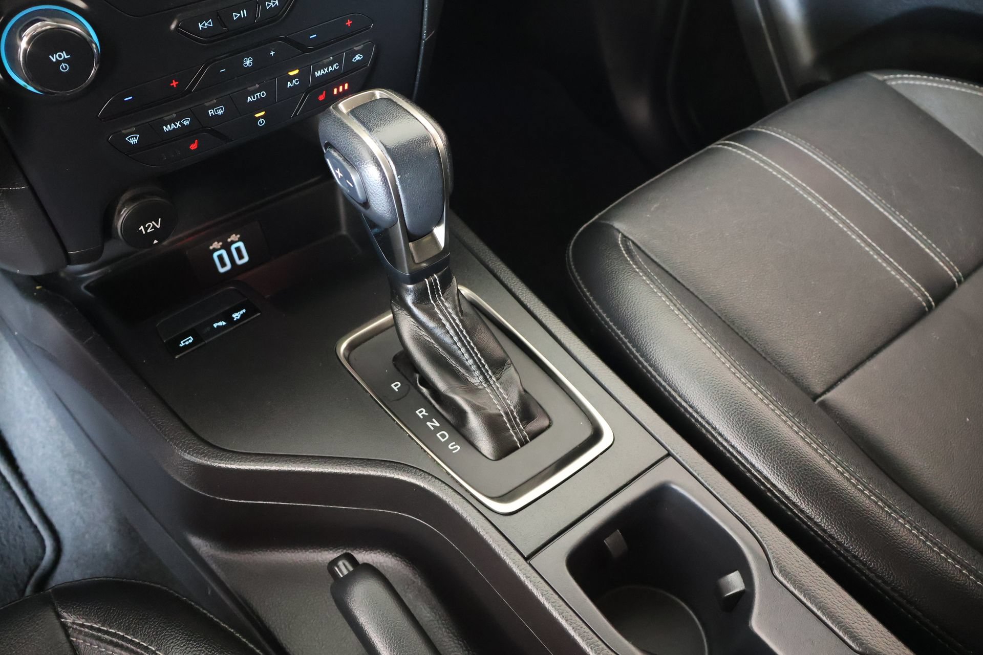 Used 2023 Ford Ranger Lariat w/ Technology Package RWD image 9