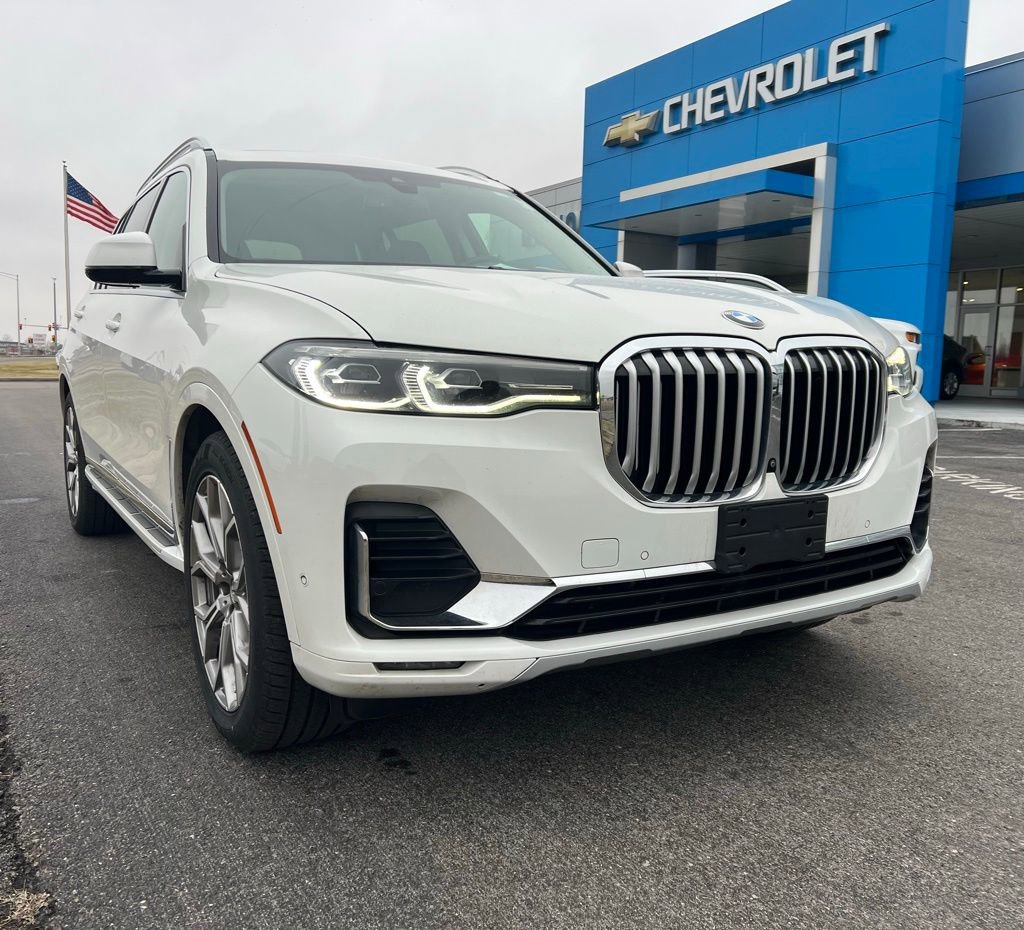 Used 2021 BMW X7 xDrive40i w/ Premium Package image 1