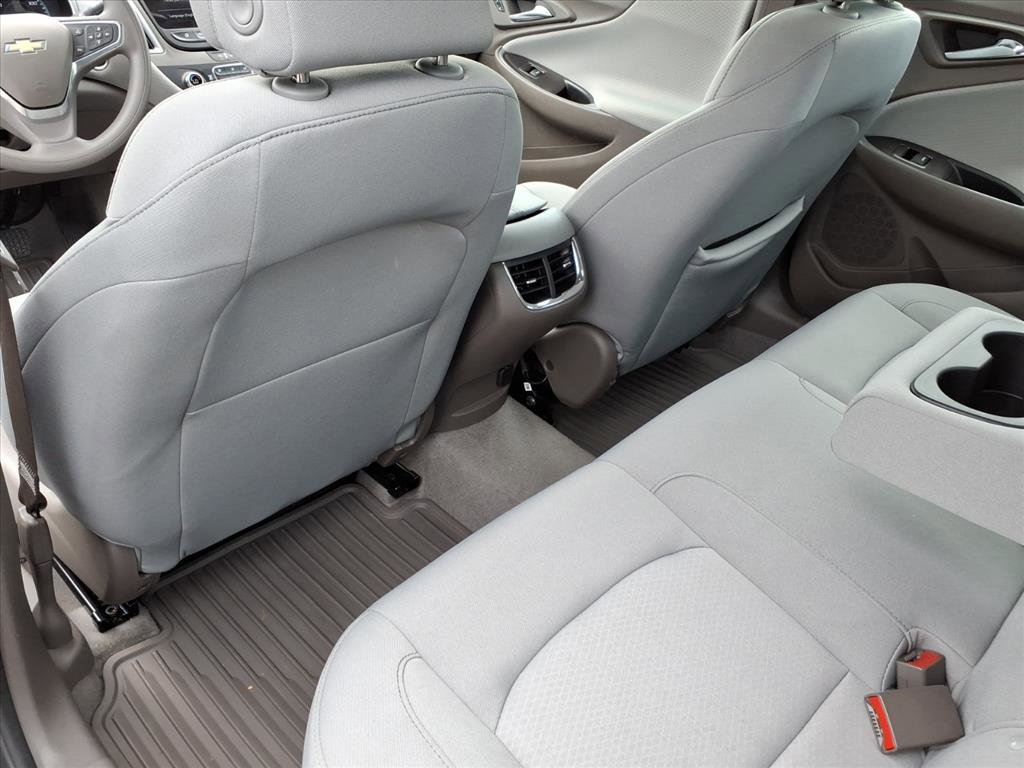 Used 2025 Chevrolet Malibu LT FWD image 15