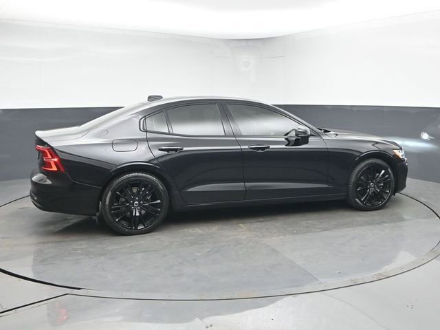 Used 2023 Volvo S60 B5 Plus w/ Climate Package image 9
