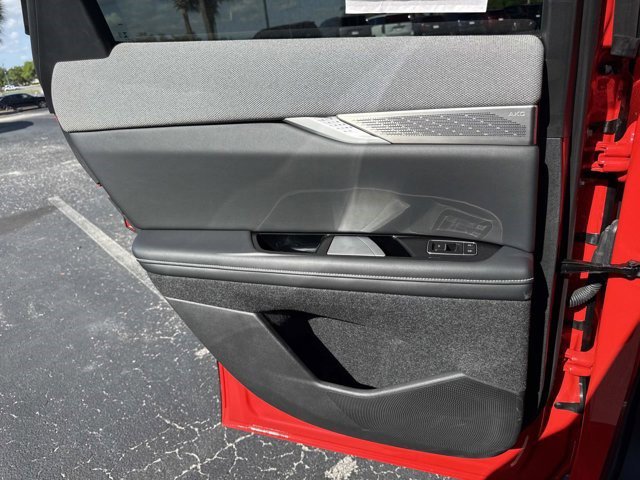 Certified 2025 Cadillac Optiq Sport 1 image 14