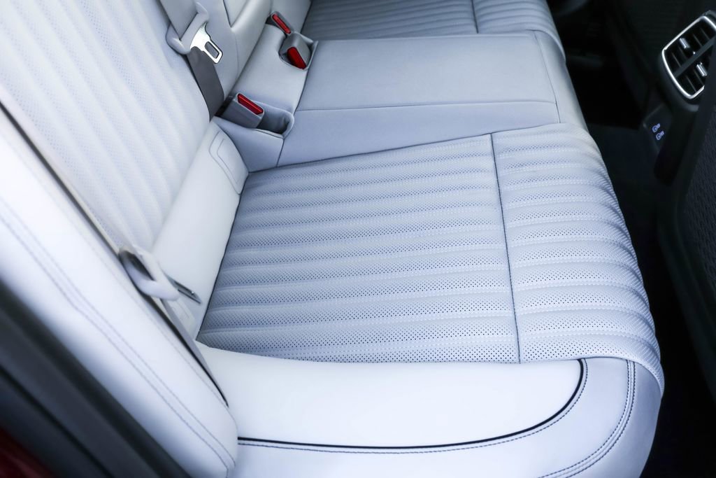 Used 2026 Genesis G70 3.3T Sport Prestige image 37