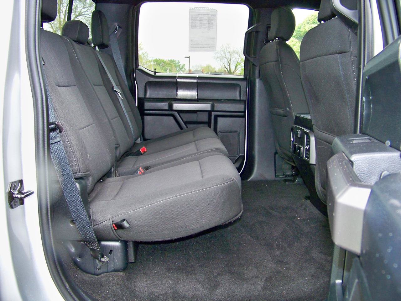 Used 2019 Ford F150 XLT w/ Equipment Group 302A Luxury AWD/4WD image 17