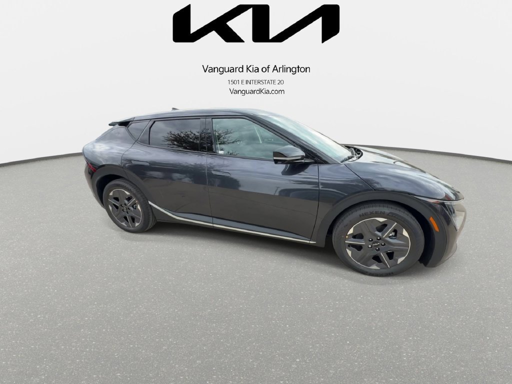 New 2026 Kia EV6 Light RWD image 10
