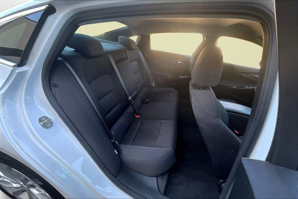 Used 2023 Chevrolet Malibu LT image 24