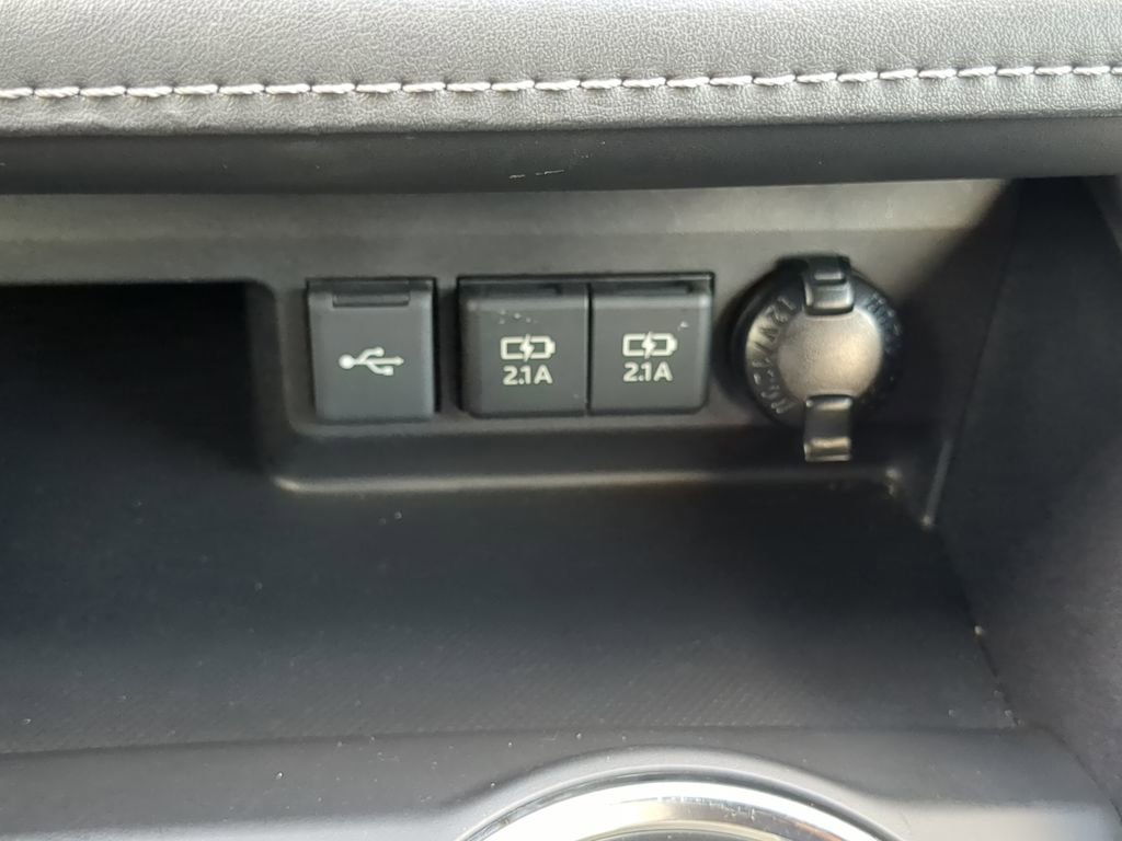 Used 2021 Toyota Highlander XSE image 27