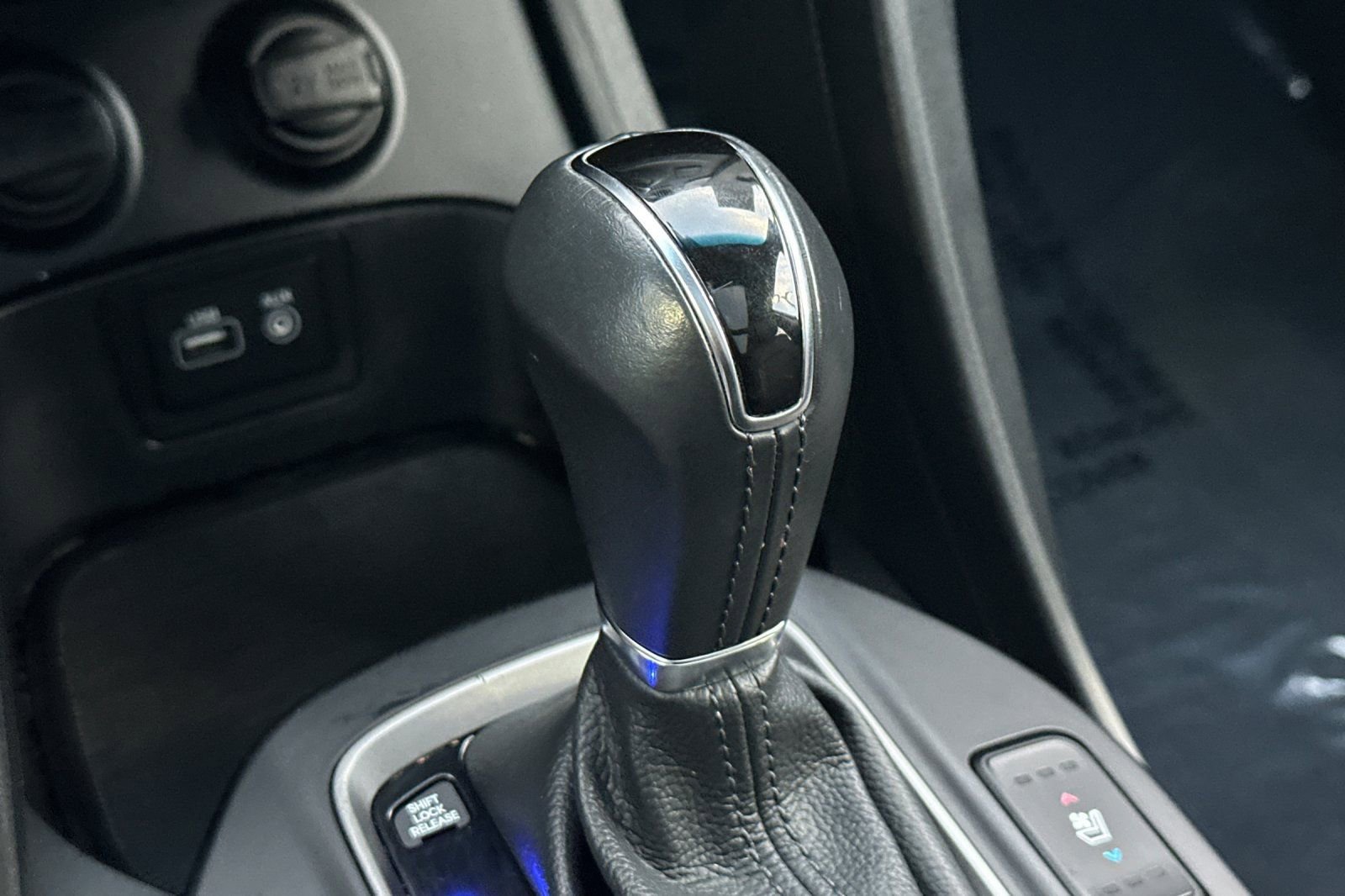 Used 2017 Hyundai Santa Fe Sport image 22