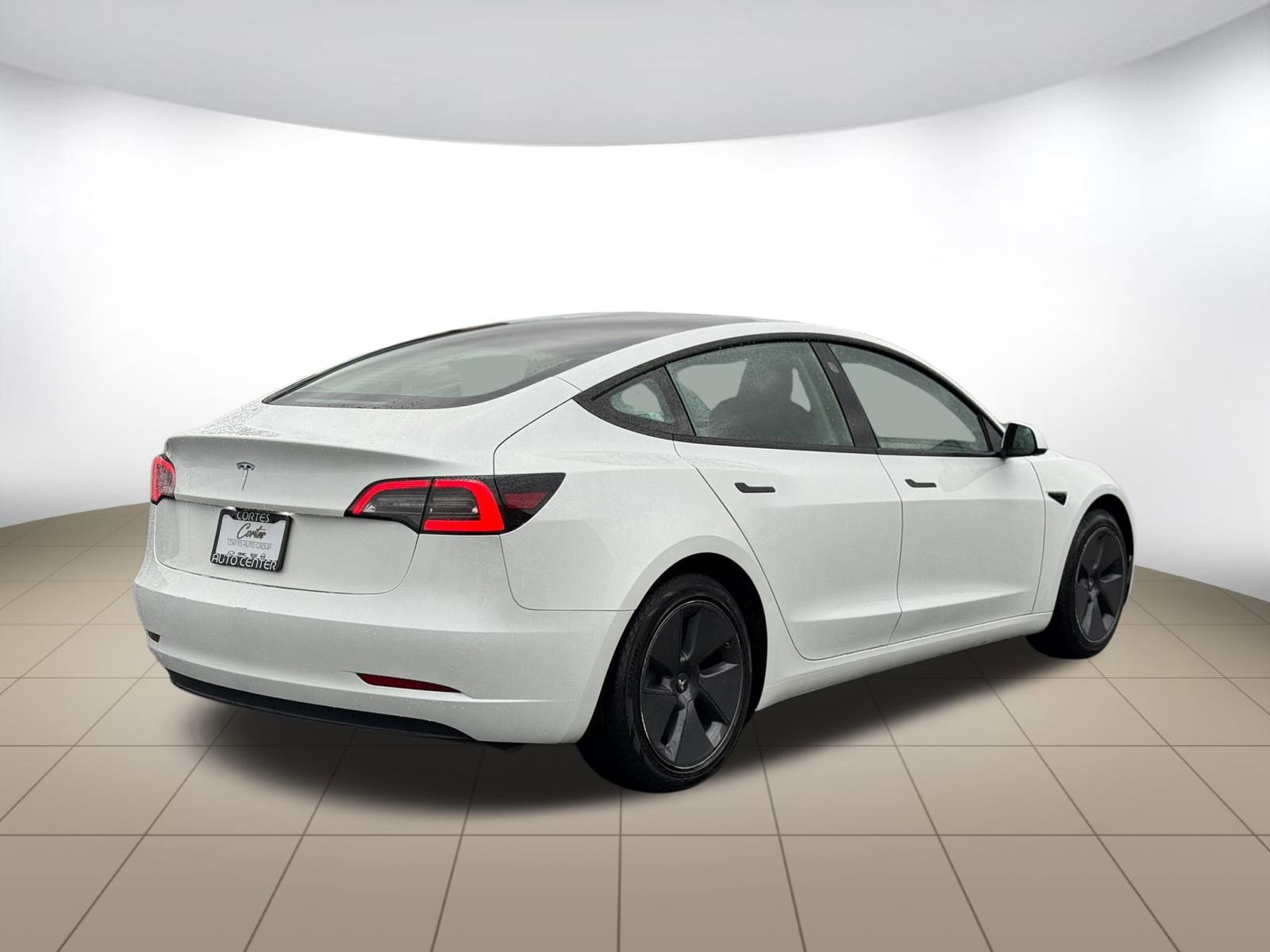 Used 2023 Tesla Model 3 Standard Range image 7