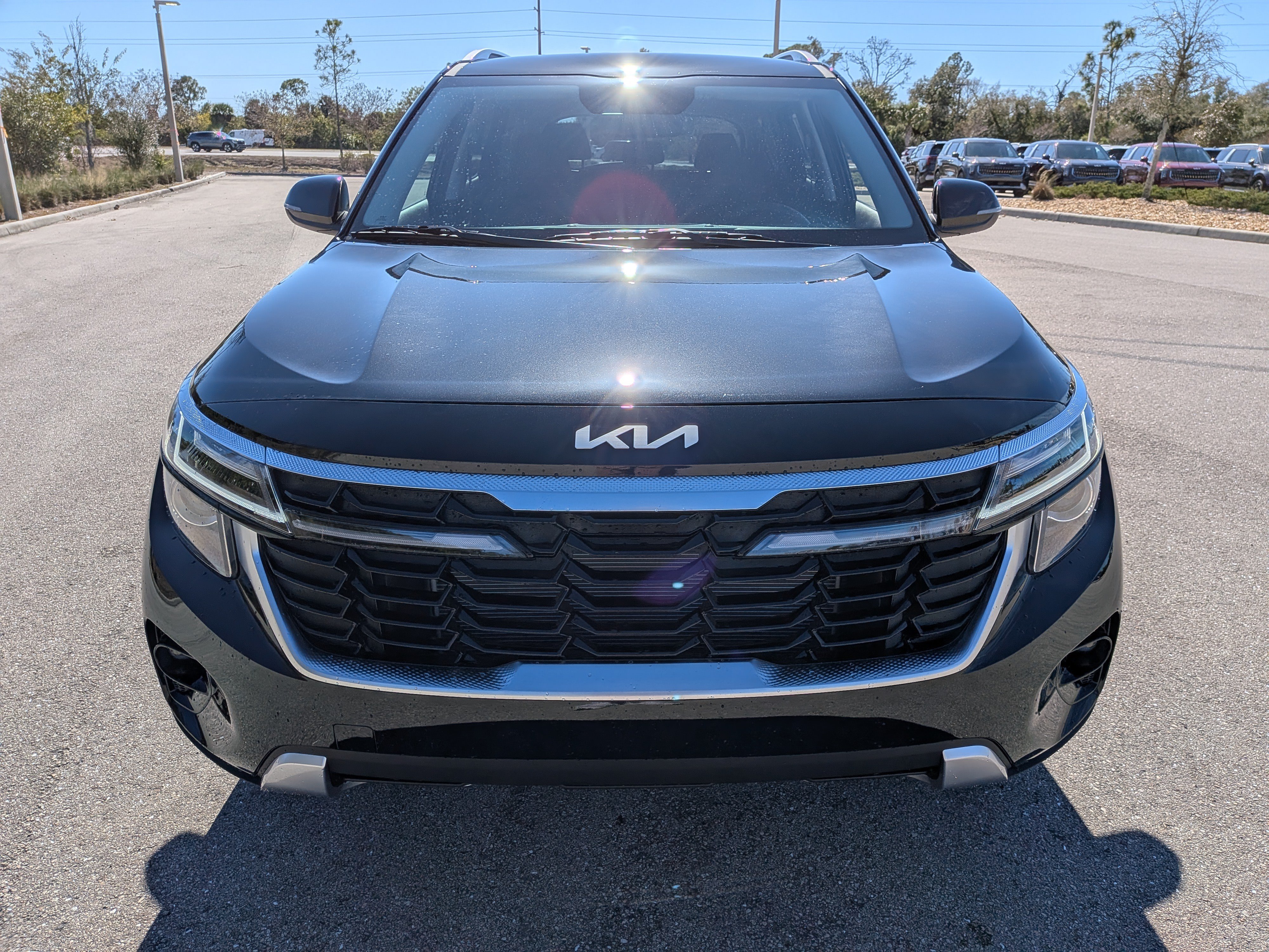 New 2026 Kia Seltos EX FWD image 3